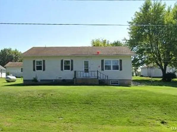 826 Chestnut St, Bourbon, MO 65441