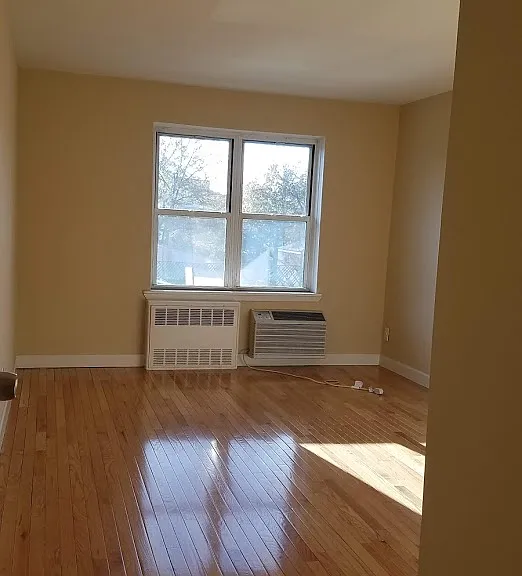 1670 Bell Blvd #1 — Photo 4