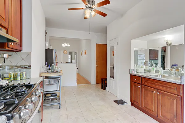 Rented by Compass | media 13