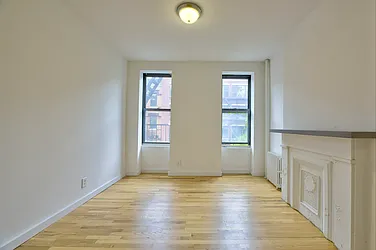 Rented by Farside Realty LLC