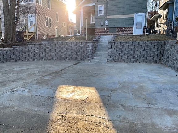 4th image of 315 N 31st St