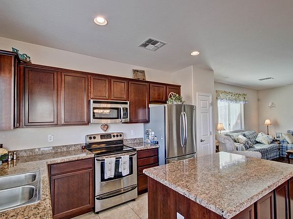 4th image of 8803 S 41st Dr
