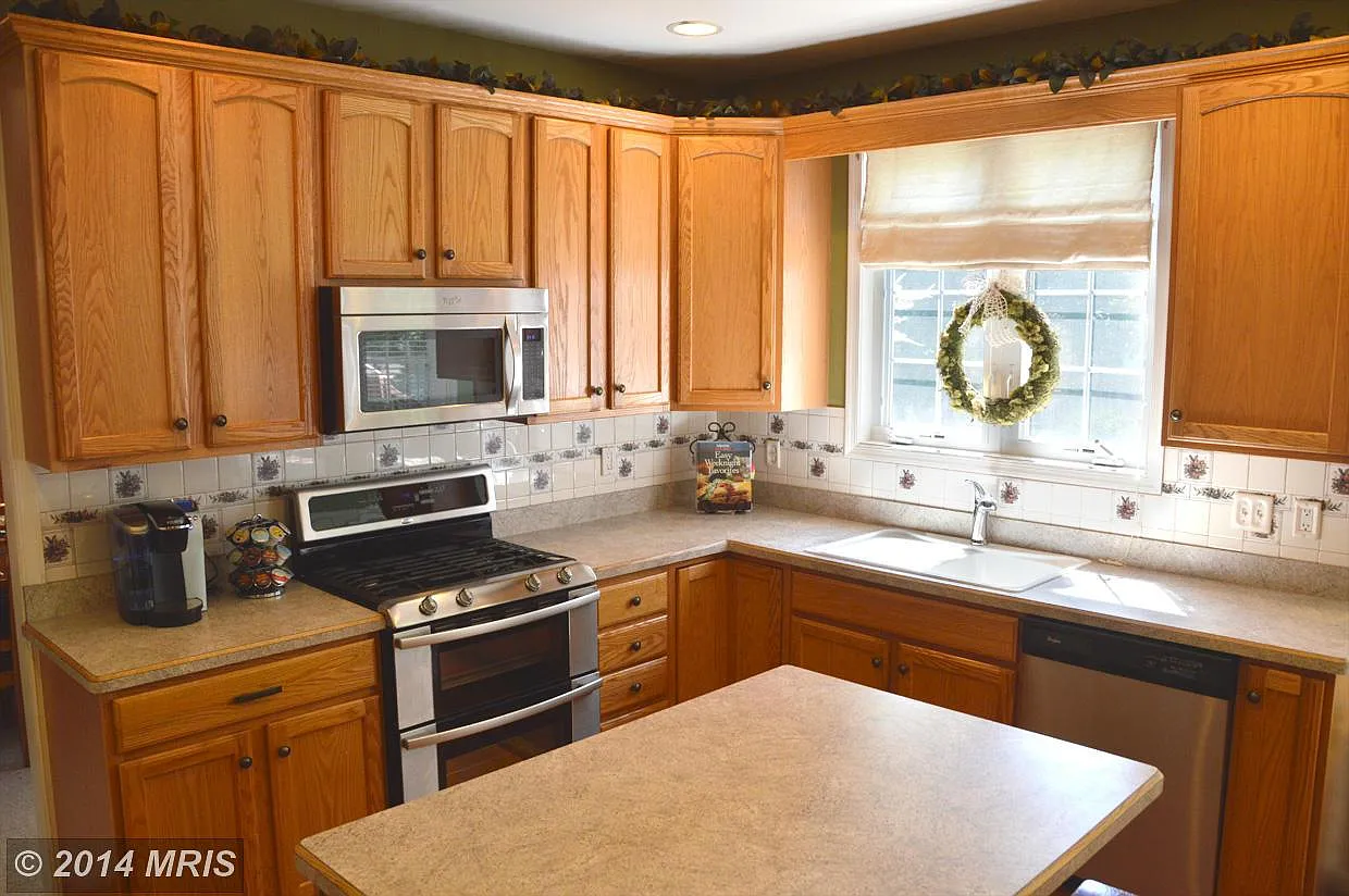 1 Lotus Ln photo 1