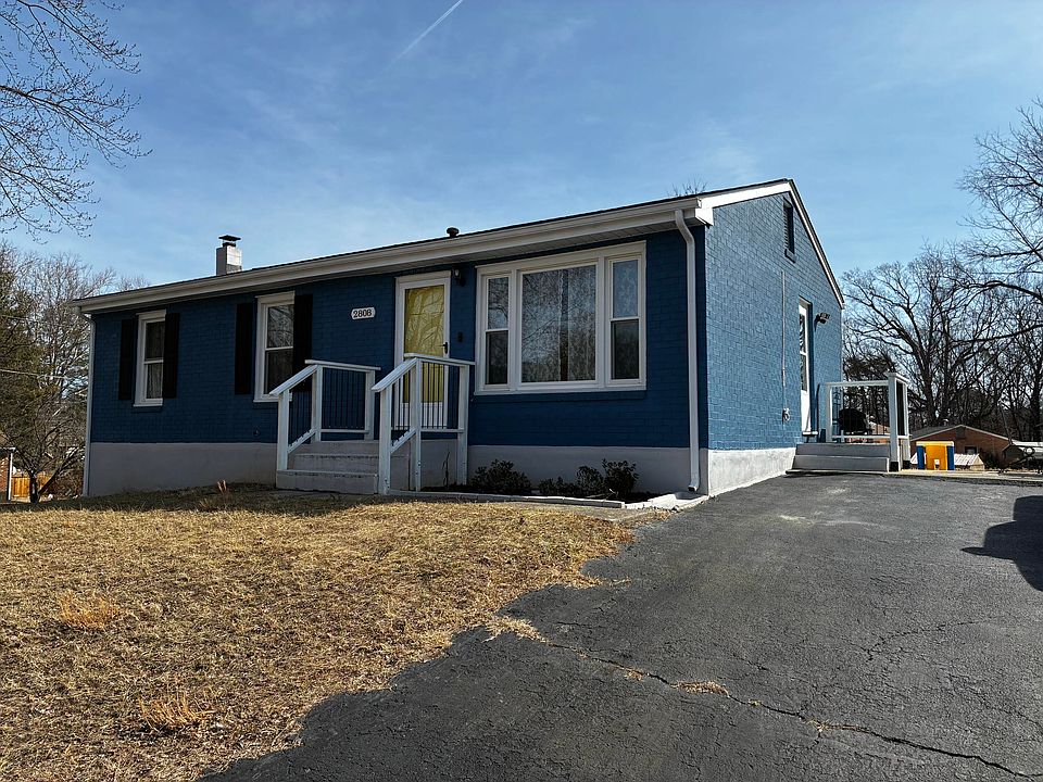 1st image of 2808 Creekwood Dr