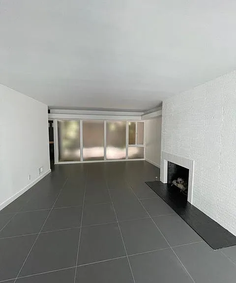 939 1/2 Hilgard Ave — Photo 3
