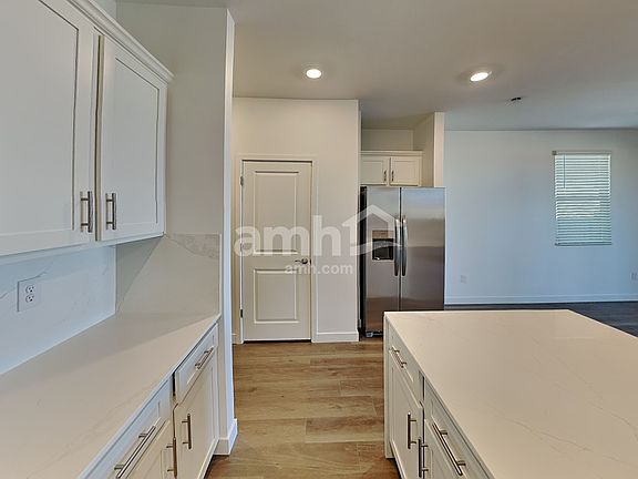 4th image of 9525 E Harkes Dr