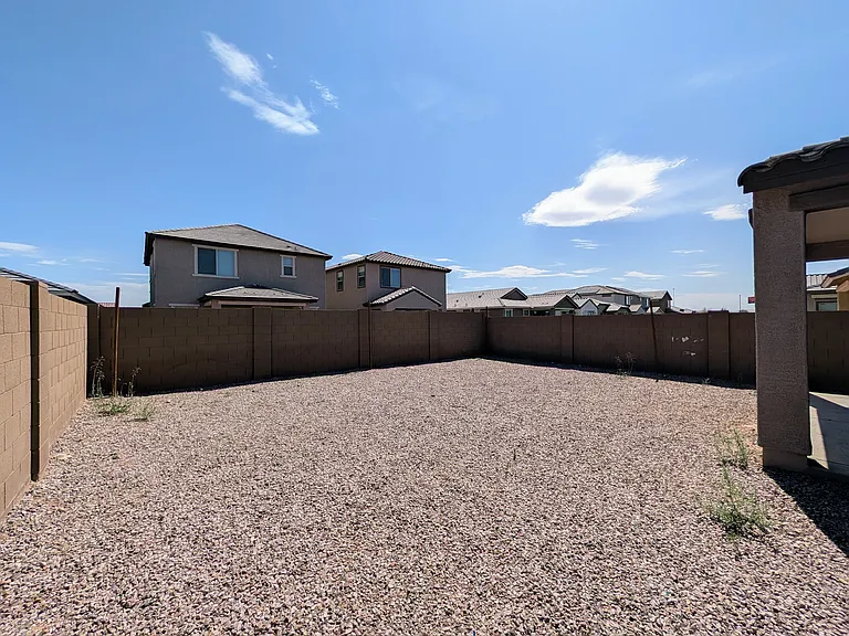 9509 W Sells Dr — Photo 42