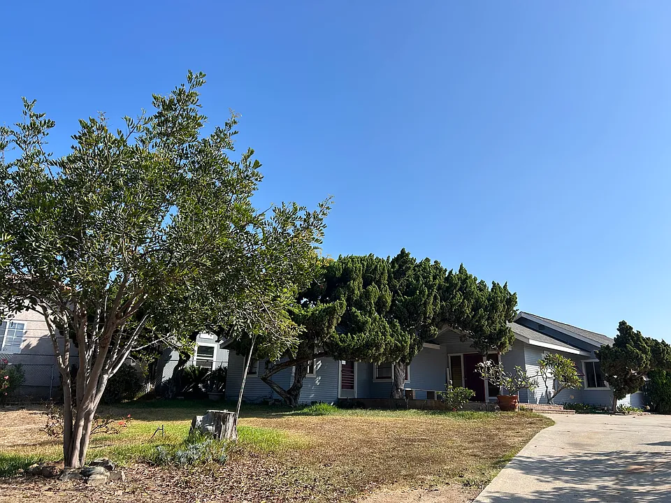 1319 5th Ave