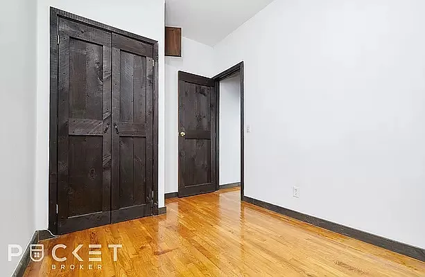 520 E 14th St #27 — Photo 7