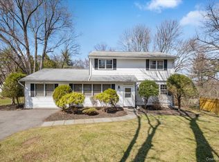 496 Granite Springs Rd, Yorktown Heights, NY 10598