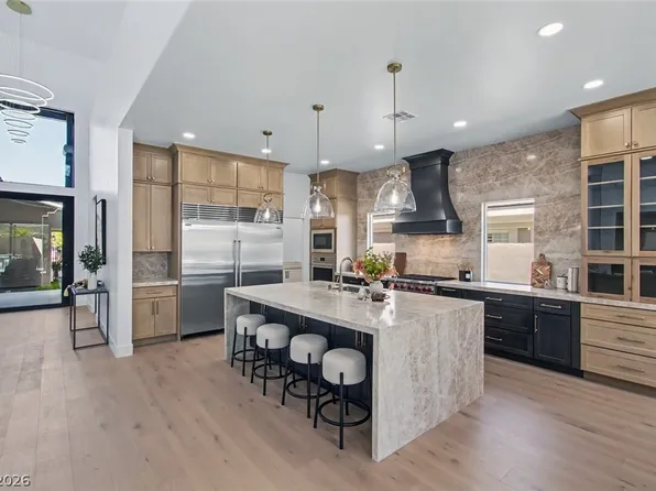 420 Pinnacle Heights Ln, Las Vegas, NV 89144