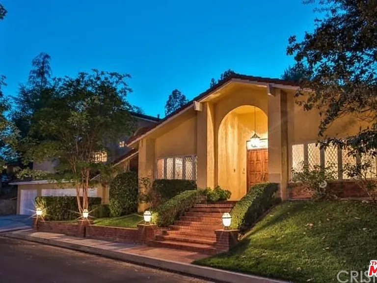 4949 Palomar Dr — Photo 3