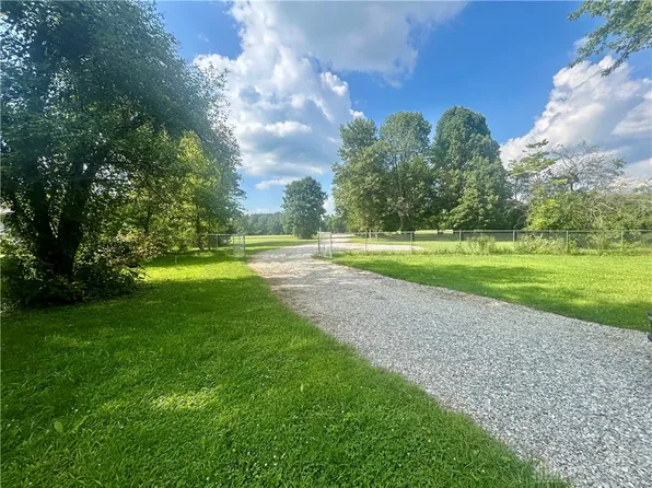 9626 Camden College Corner Rd, College Corner, OH 45003