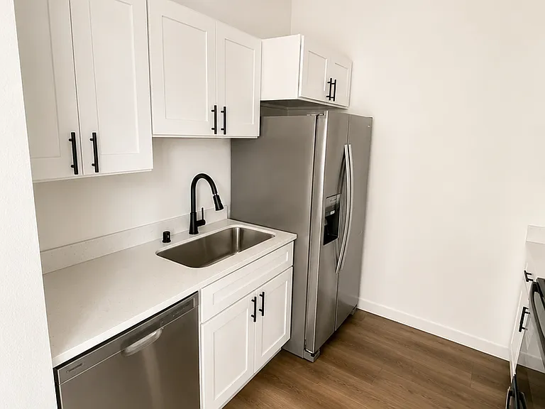 The Gibson Apartment Homes — Photo 47