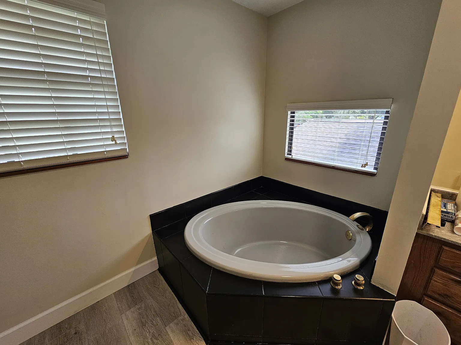 1 bed, 850 sqft, $1,400 — Photo 3
