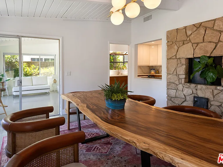 7211 Chelan Way — Photo 9