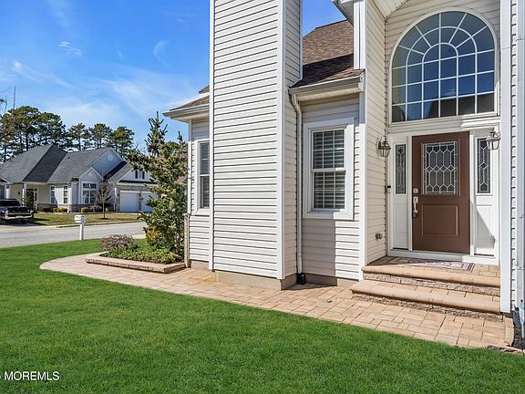 4th image of 11 Beach Haven Way