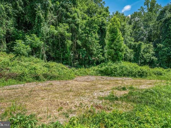 7701 Lewinsville Rd, Mc Lean, VA 22102