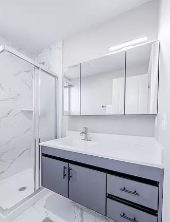 3rd image of 1597 W 35th Pl #B