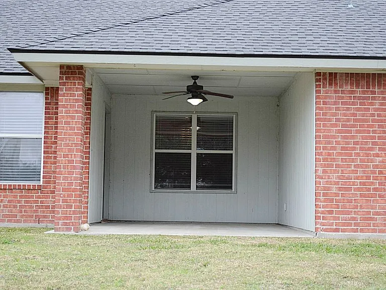 4902 Slate Ct — Photo 34