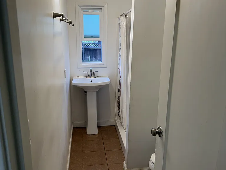 3729 Loma Vista Ave — Photo 4