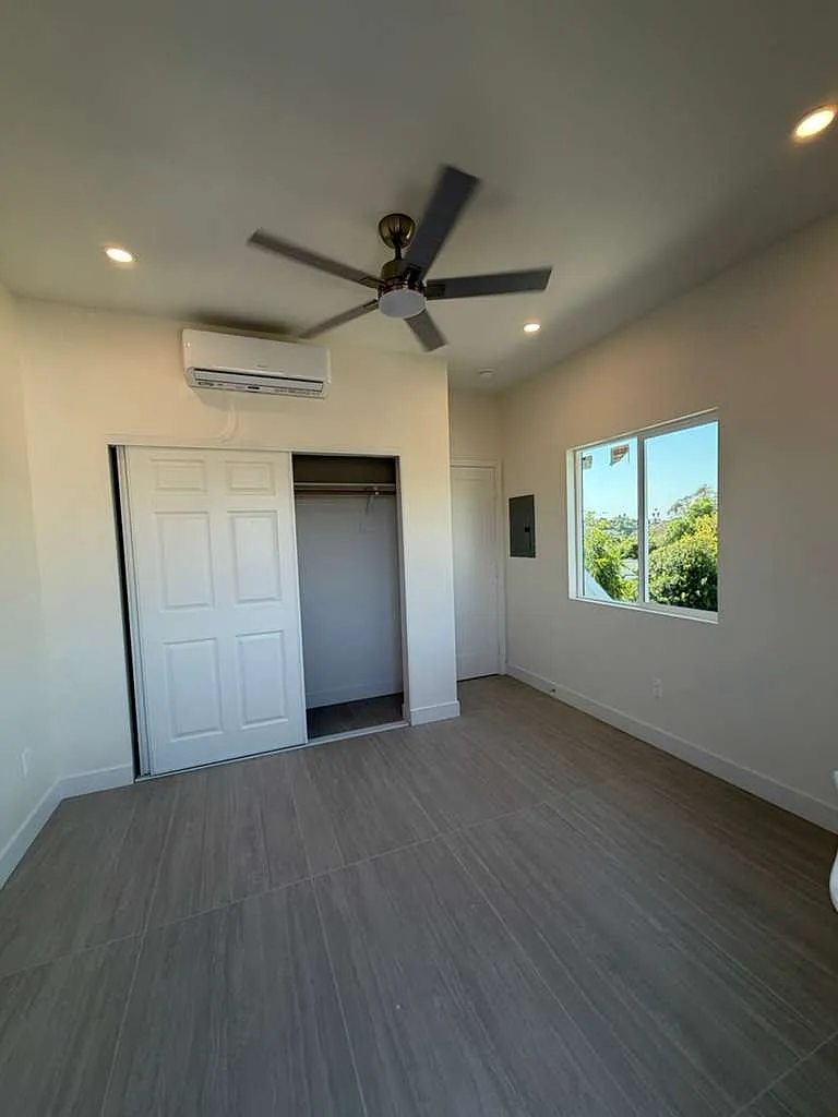 Building Photo - 3328 Altadena Ave #103