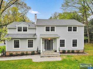 292 Hardenburgh Ave, Demarest, NJ 07627