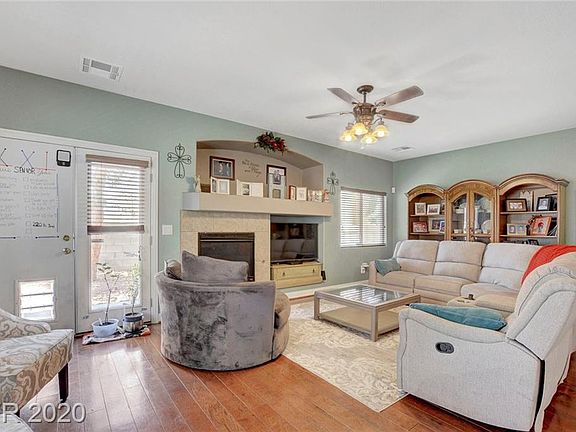 5th image of 10623 Petricola St Unit 103