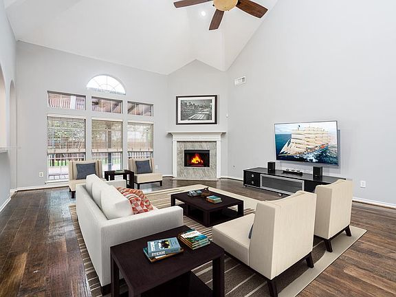 4th image of 6418 Canyon Pointe Ln