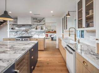 2125 Woodwind Dr, Encinitas, CA 92024