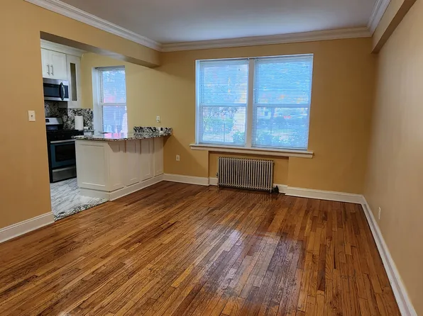 141-39 Union Turnpike image 4 of 15