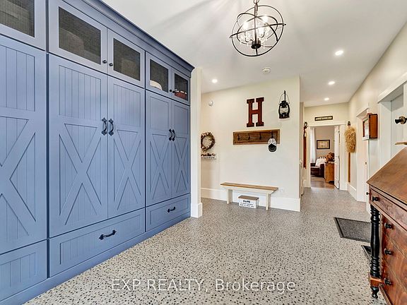 5th image of 3034 Station Rd