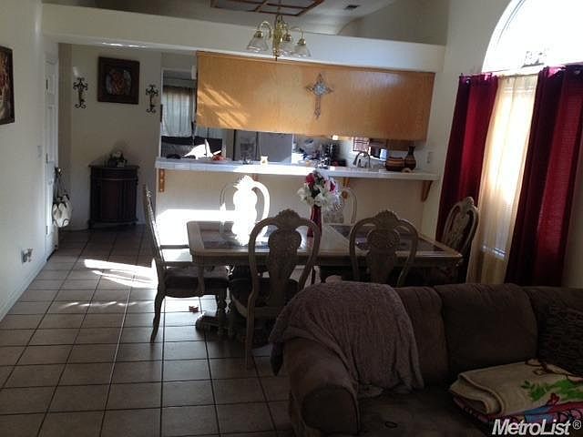 2nd image of 1310 Daniel Way