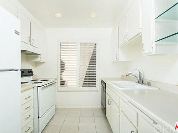 5th image of 8311 Summertime Ln