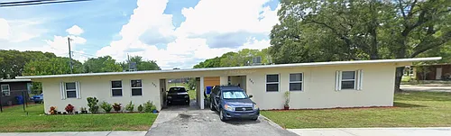 307 NW 12th Ave Photo 1