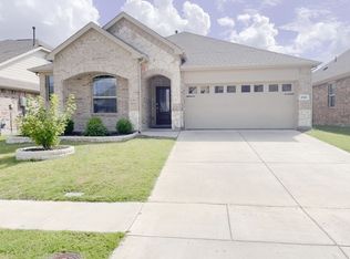 844 Lauren Grove Ln, Forney, TX 75126