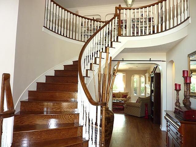 2nd image of 7602 Crescendo Ct