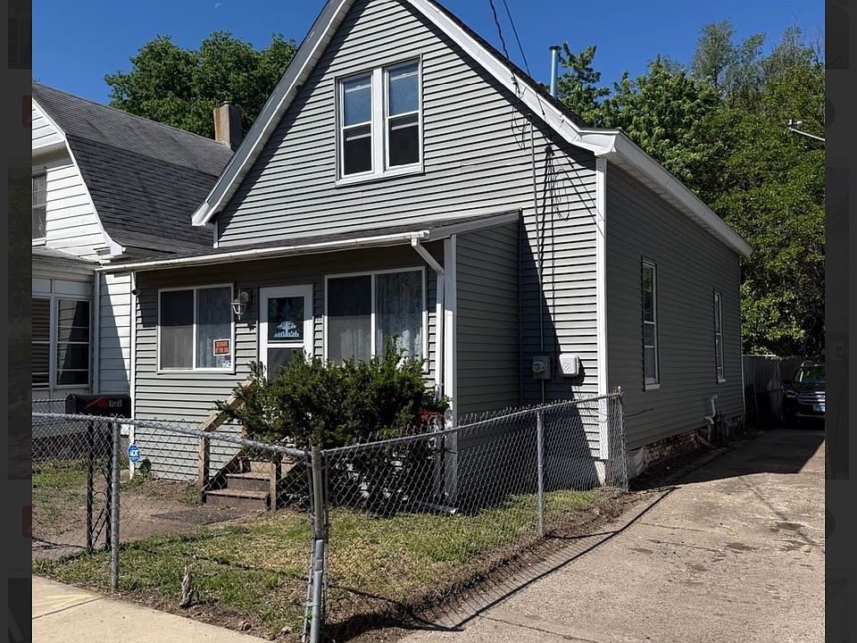 1st image of 721 S Matthew St
