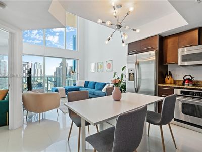 41 SE 5th St APT 1609, Miami, FL, 33131