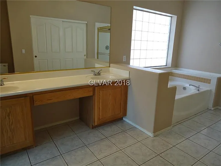 1108 Ventura Hills St — Photo 15