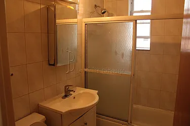 Rented by Bouklis Group
