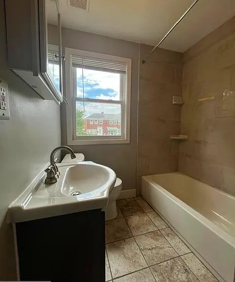 1646 Wadsworth Way — Photo 10