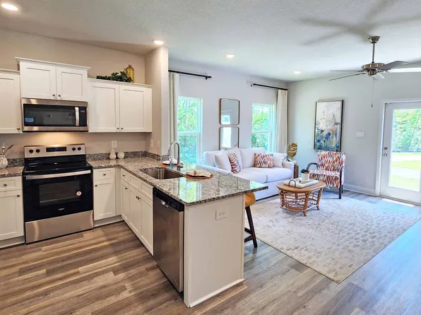 12350 Frazier Ln, Gulfport, MS 39503