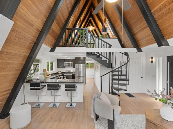 60 Piper Ln, Fairfax, CA 94930