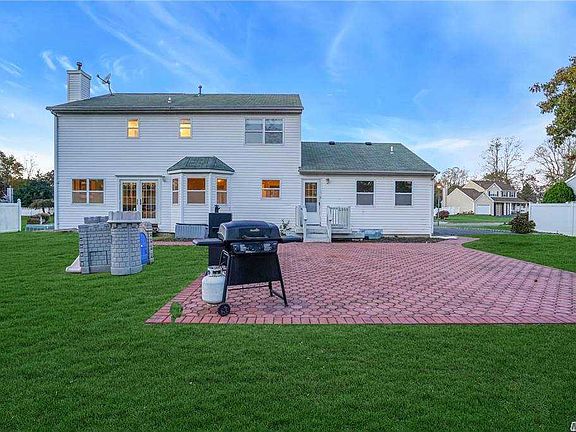 4th image of 6 Ardito Ct
