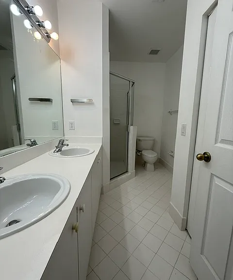 2415 NE 42nd Ave — Photo 14