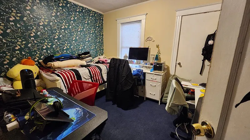 3 bed, 1100 sqft, $3,300 — Photo 3