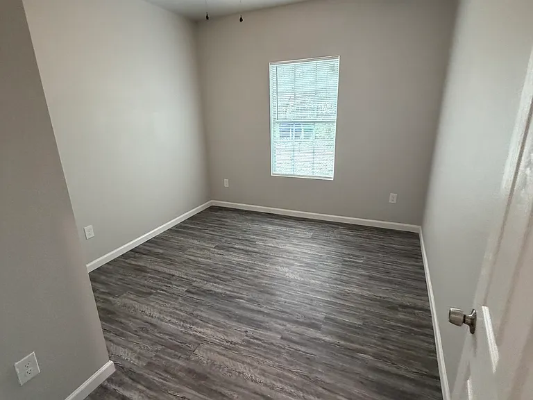 1623 W Ashby Pl — Photo 31