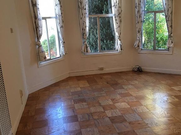 3rd image of 1121 Guerrero St APT 2