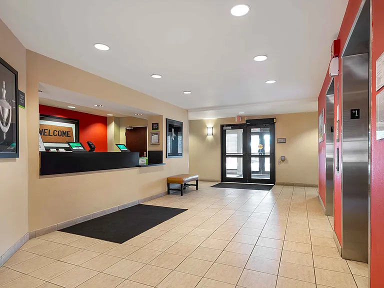 Lobby and Guest Check-in